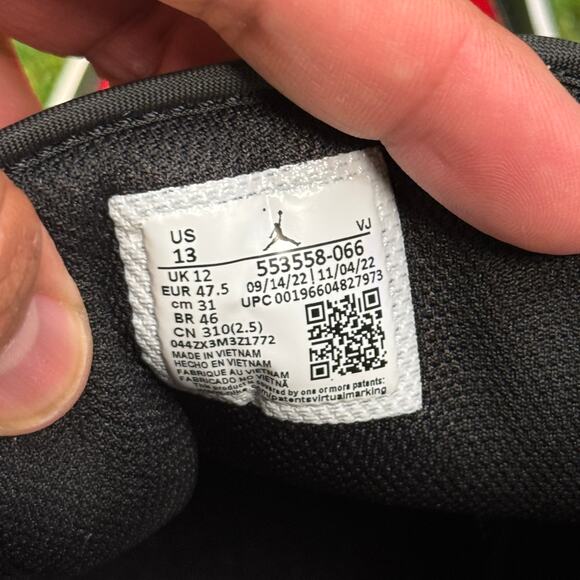 Nike Air Jordan 1 Low Alternate Bred Toe Size 13 553558 066 - Picture 8 of 9